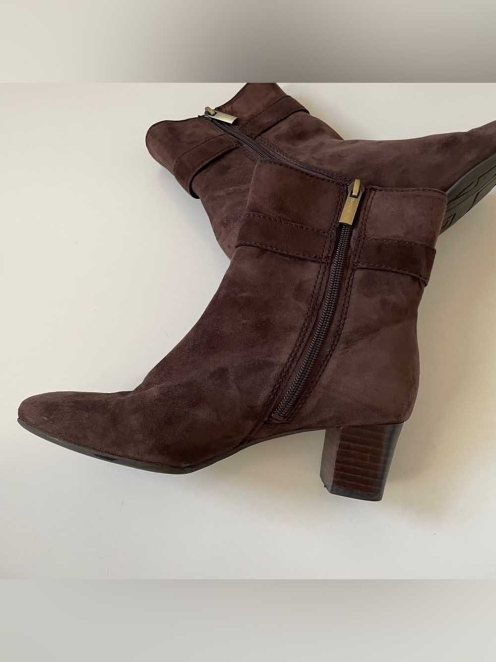 Bandolino Brown Suede Heeled Boots, Size 6 Leather Upper with Gold Accents - Picture 5 of 10